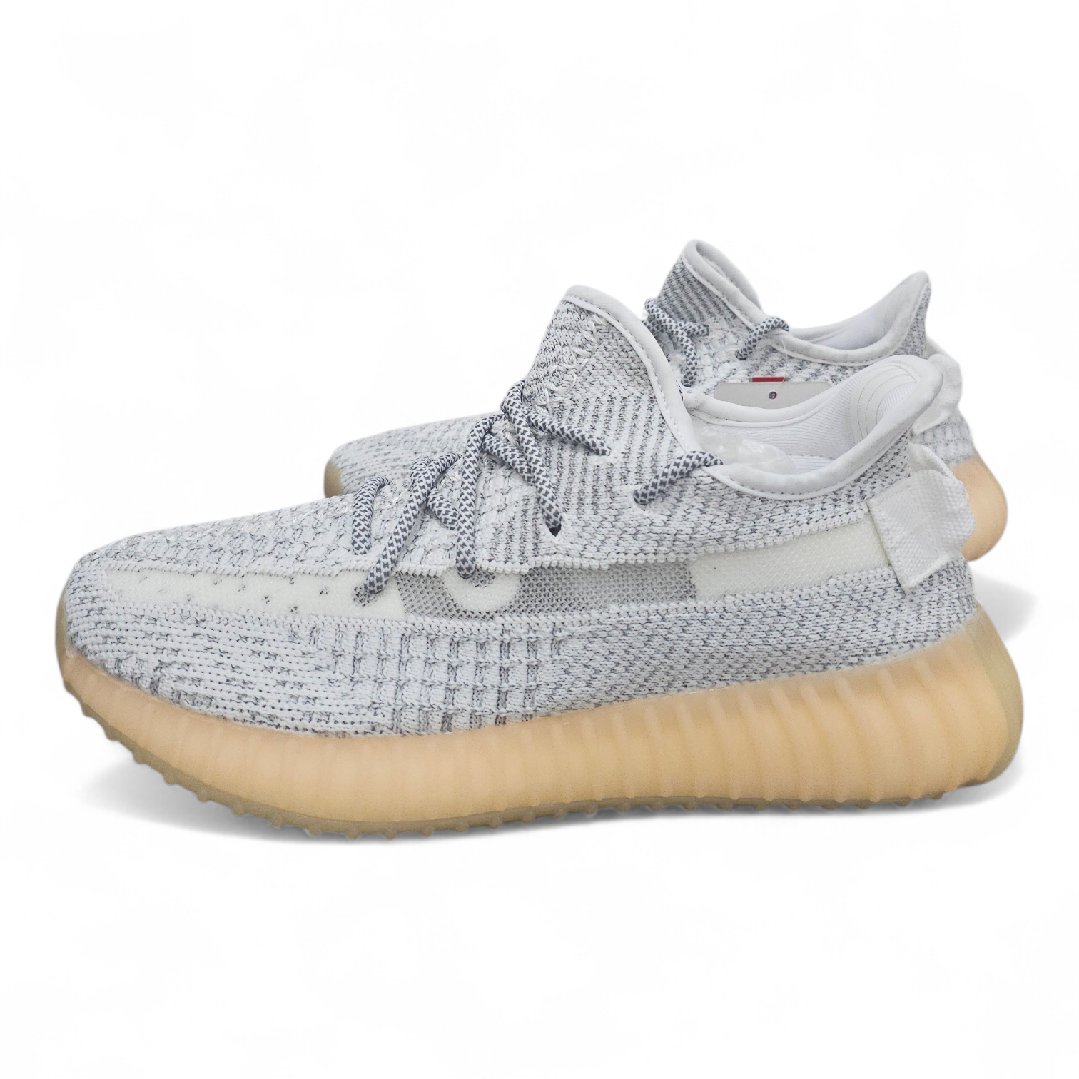 حذاء Yeezy Boost 350 لون أبيض + برتقالي