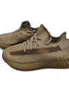 حذاء Yeezy Boost 350 لون بني