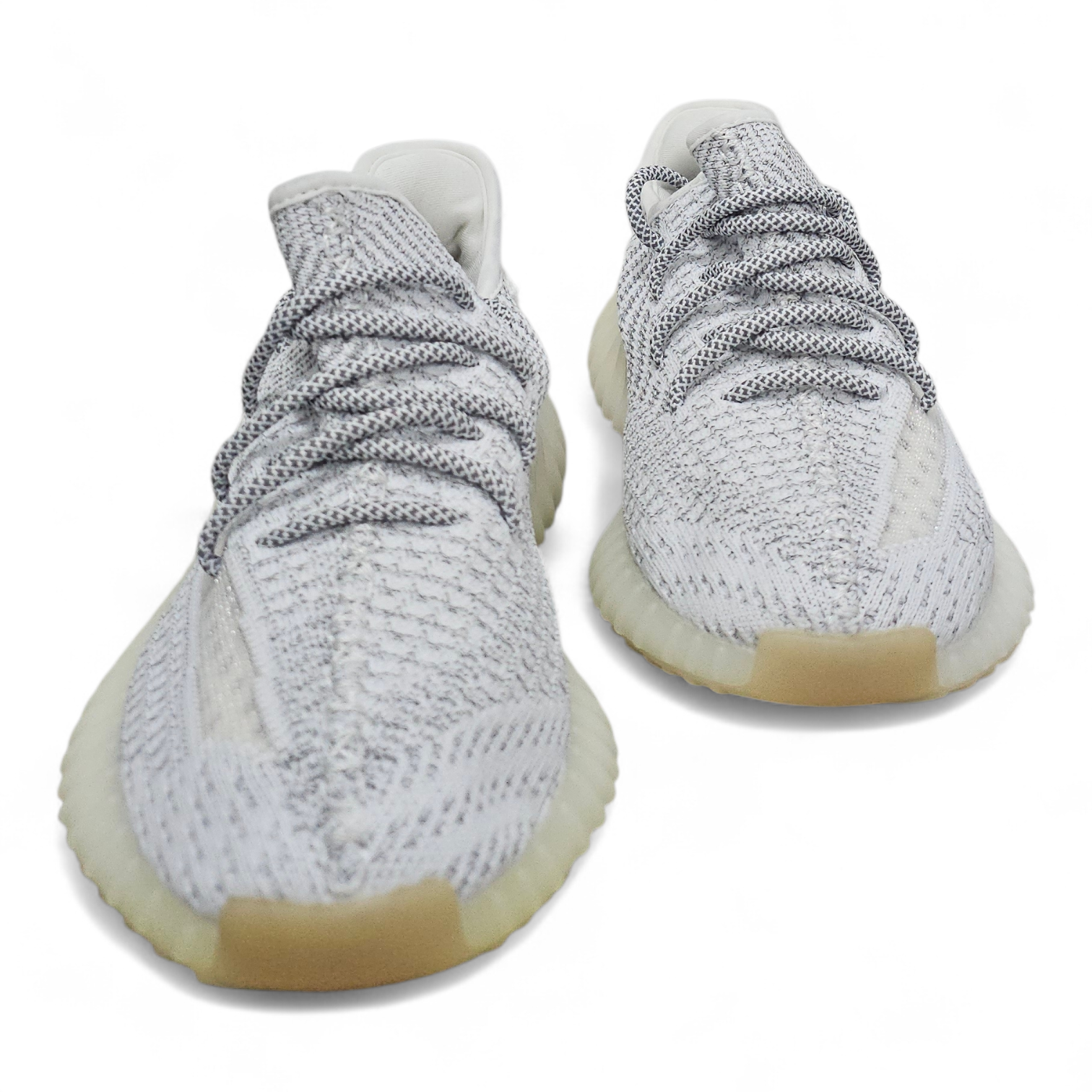 حذاء Yeezy Boost 350 لون أبيض ناصع قياس 37 - الصورة 4