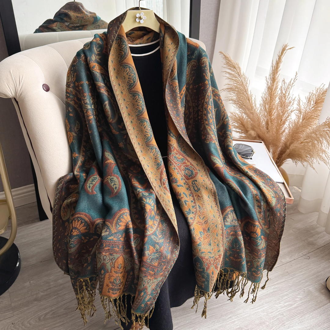 طرحه شال تراثي فاخر بنقوش كلاسيكية – أخضر بترولي