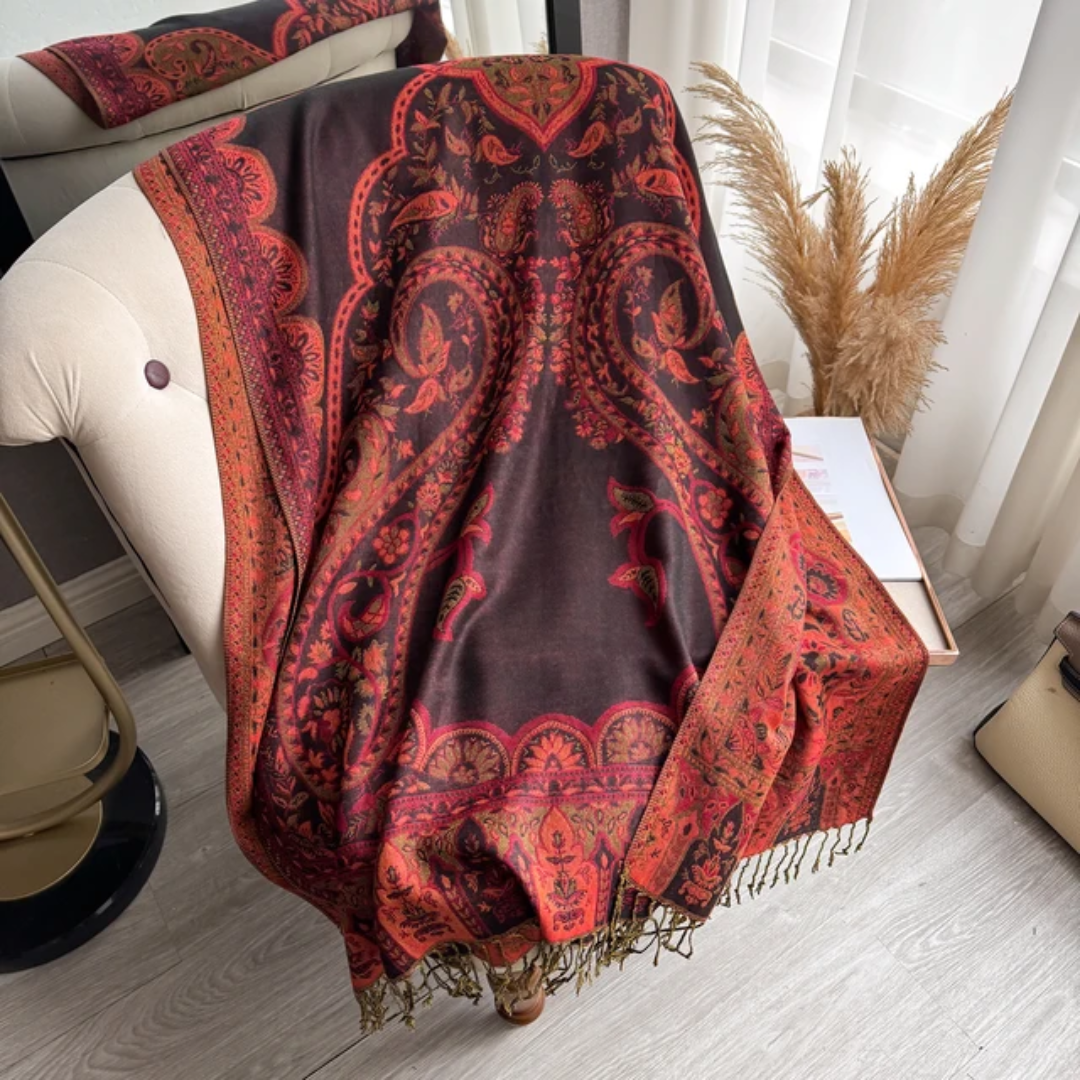 طرحه شال تراثي فاخر بنقوش شرقية – بني غامق وأحمر