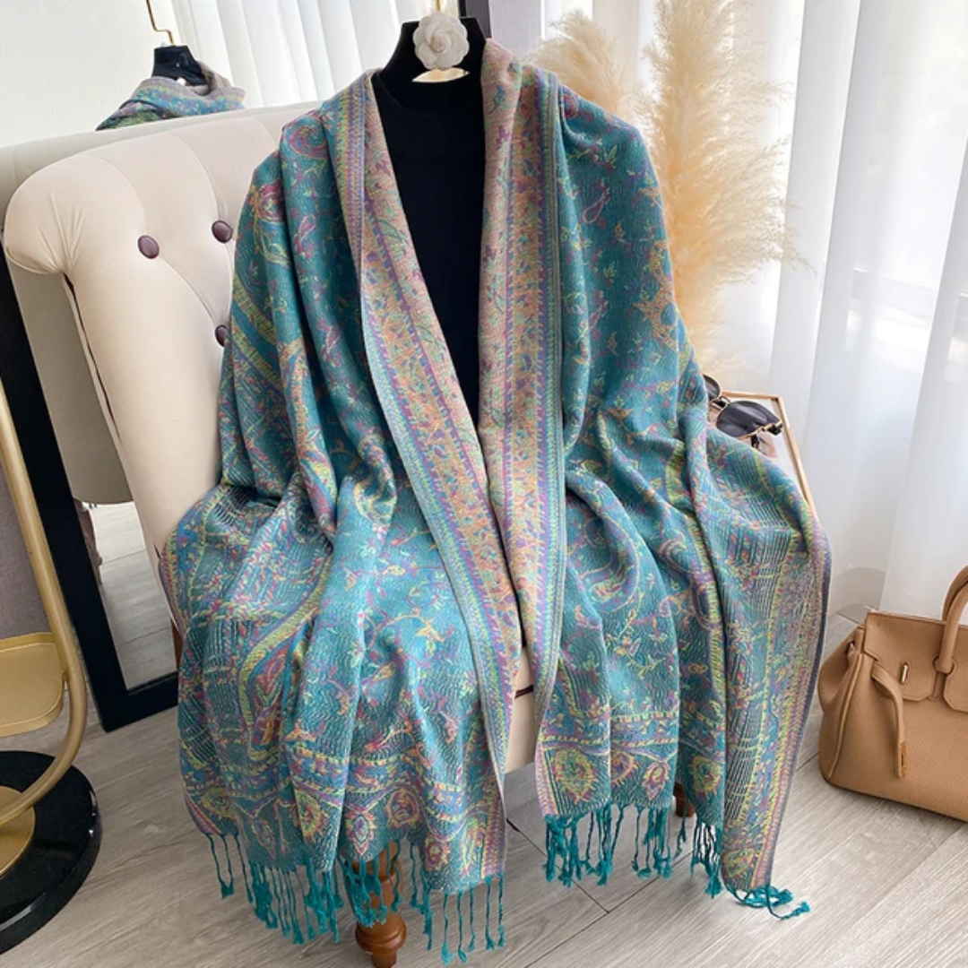 طرحة شال تراثي أنيق باللون التركواز