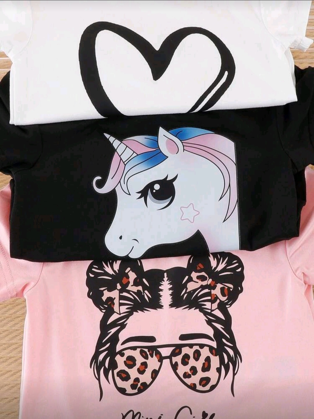 طقم صيفي مريح للبنات (تيشيرت + شورت) - الصورة 2