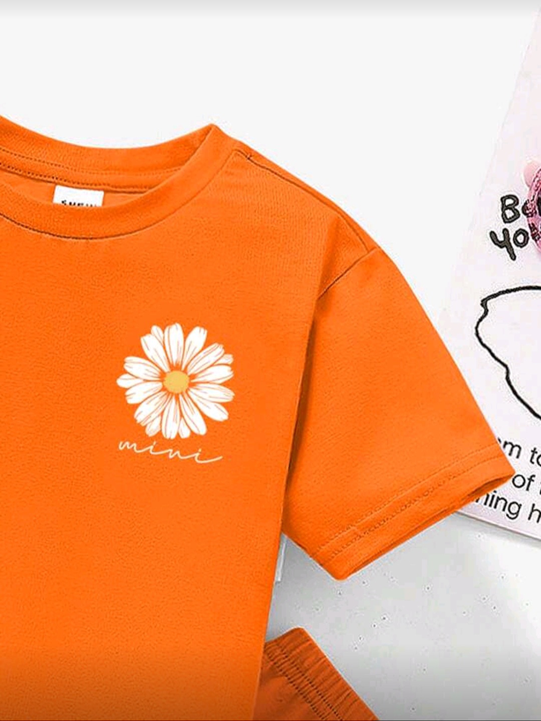 طقم لبسة لللبنات باللون البرتقالي - الصورة 3